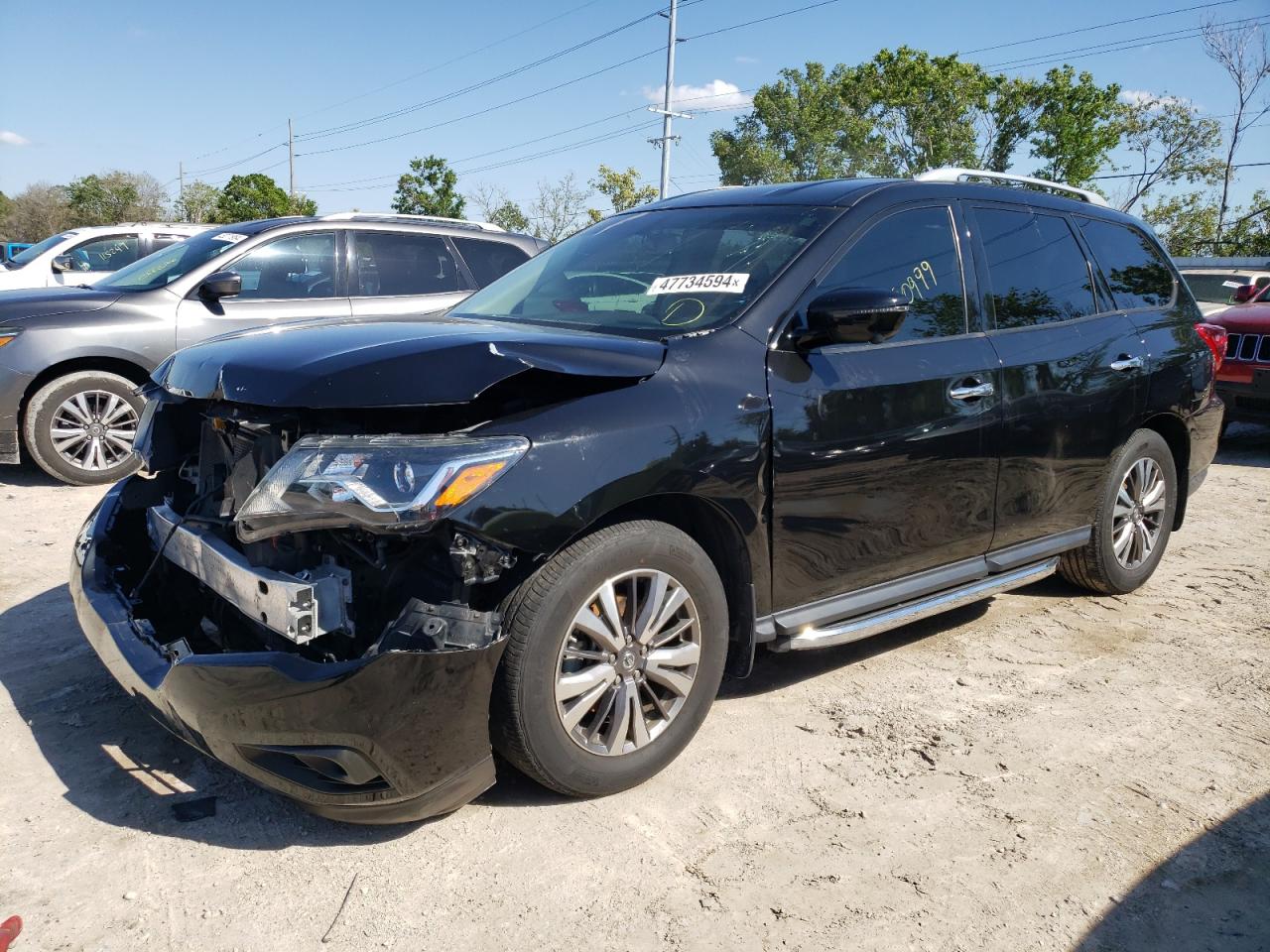 nissan pathfinder 2018 5n1dr2mn8jc675647