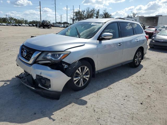 nissan pathfinder 2017 5n1dr2mn9hc669012