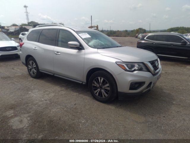 nissan pathfinder 2017 5n1dr2mn9hc696808