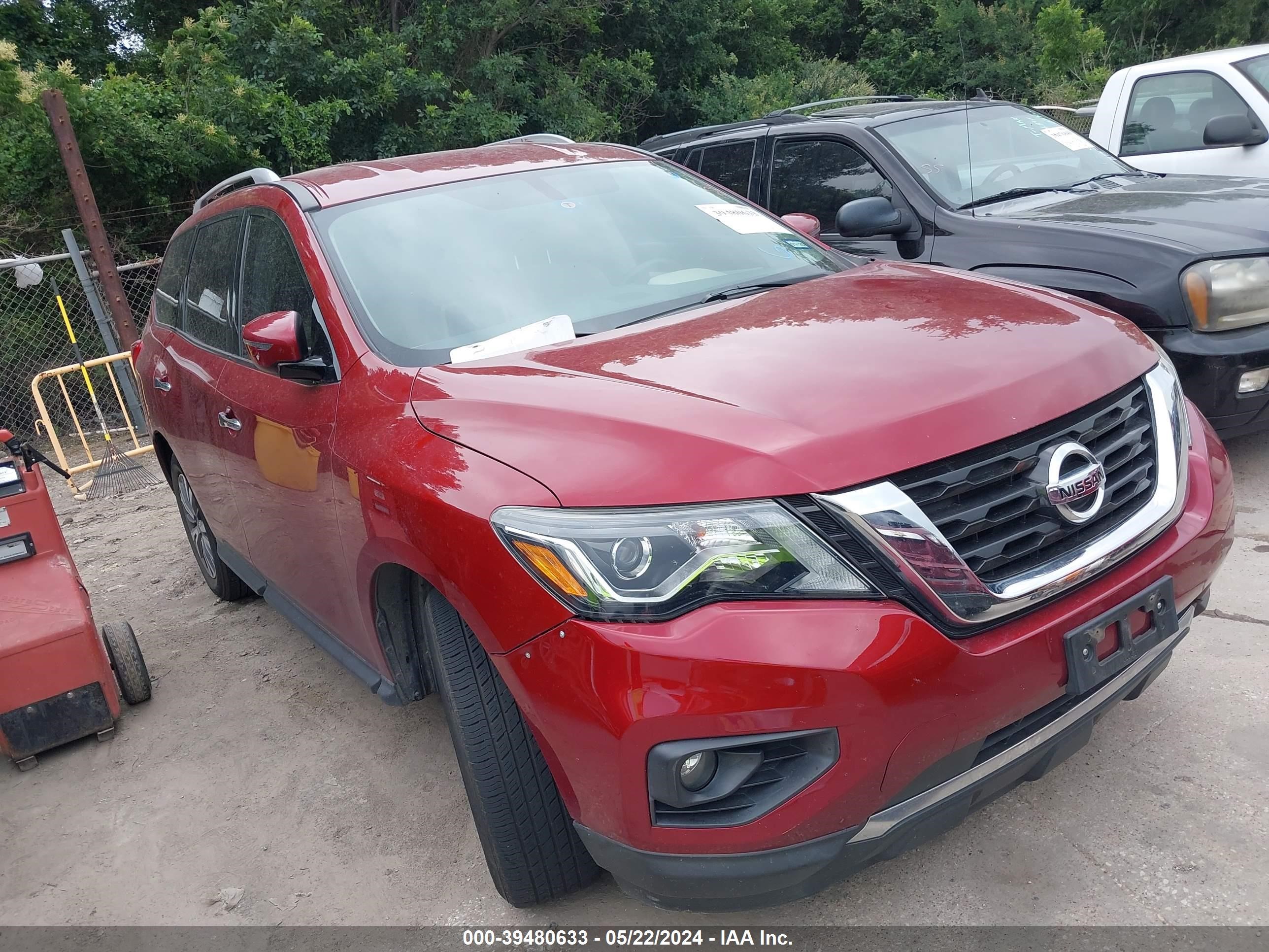 nissan pathfinder 2018 5n1dr2mnxjc655495