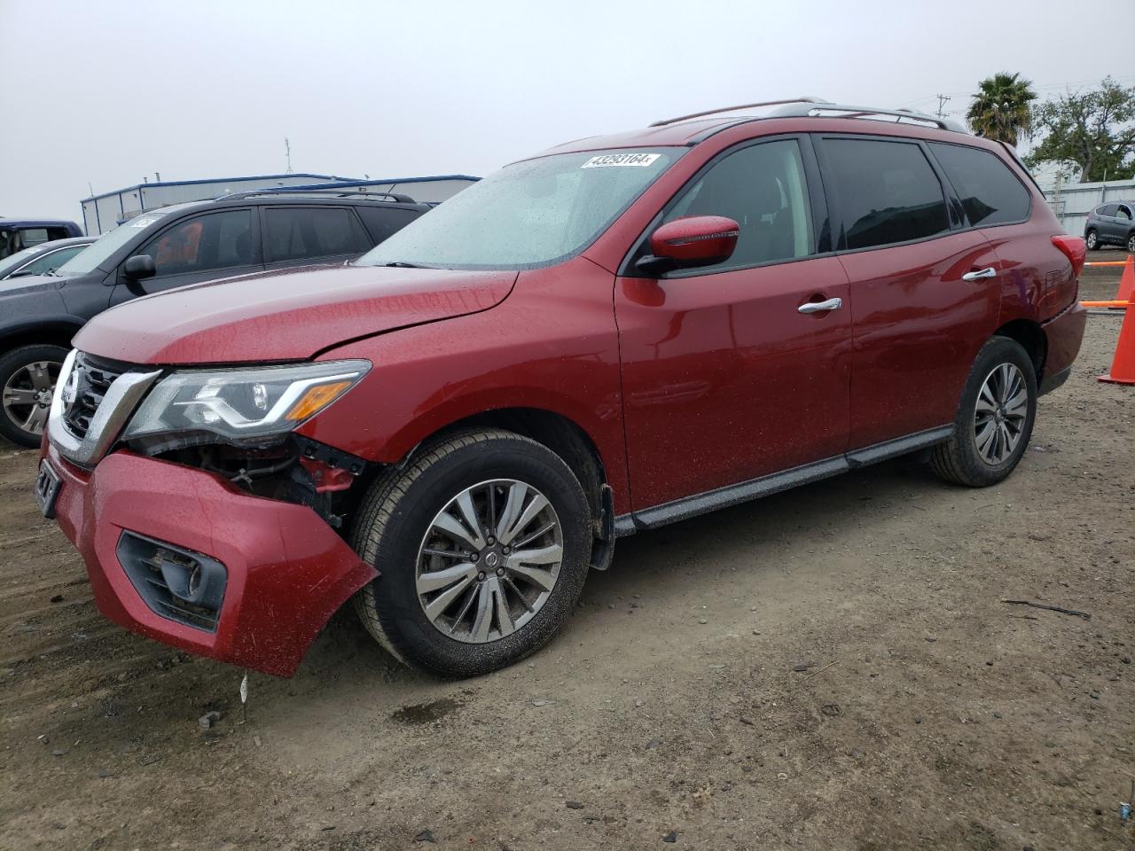 nissan pathfinder 2018 5n1dr2mnxjc656761