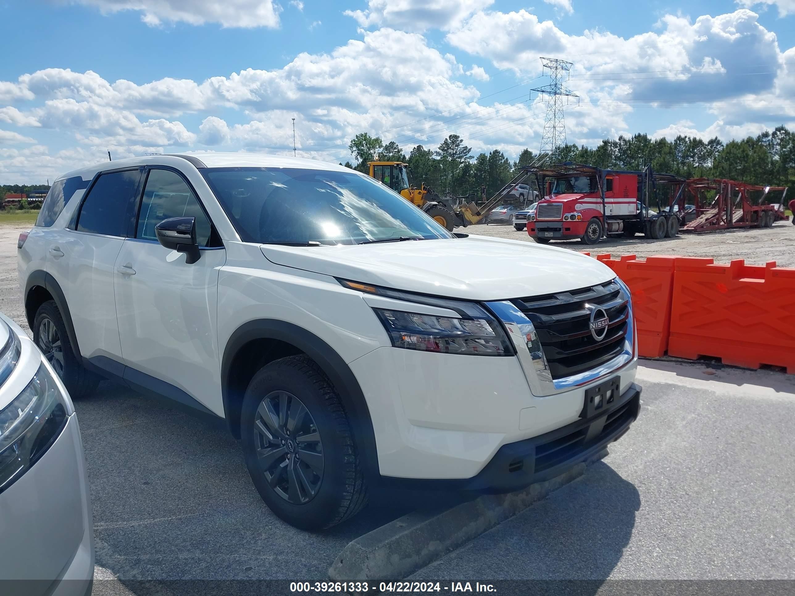 nissan pathfinder 2024 5n1dr3aa8rc266096