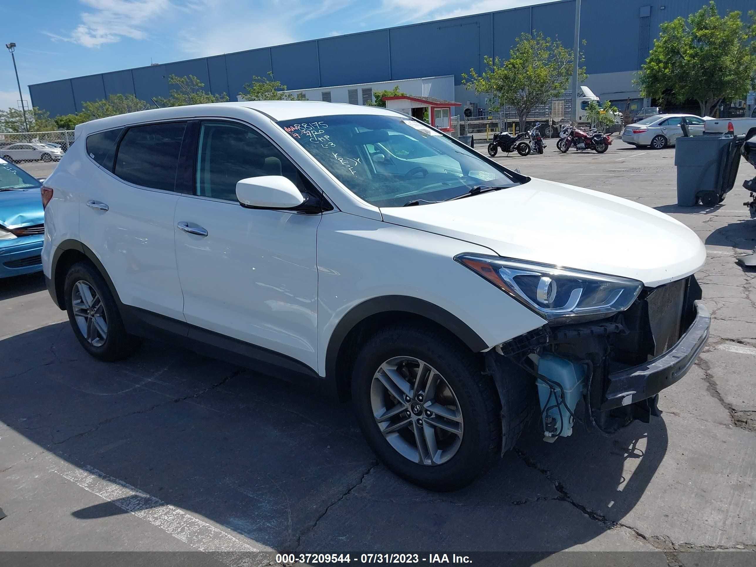 hyundai santa fe 2018 5nmzt3lb7jh084803