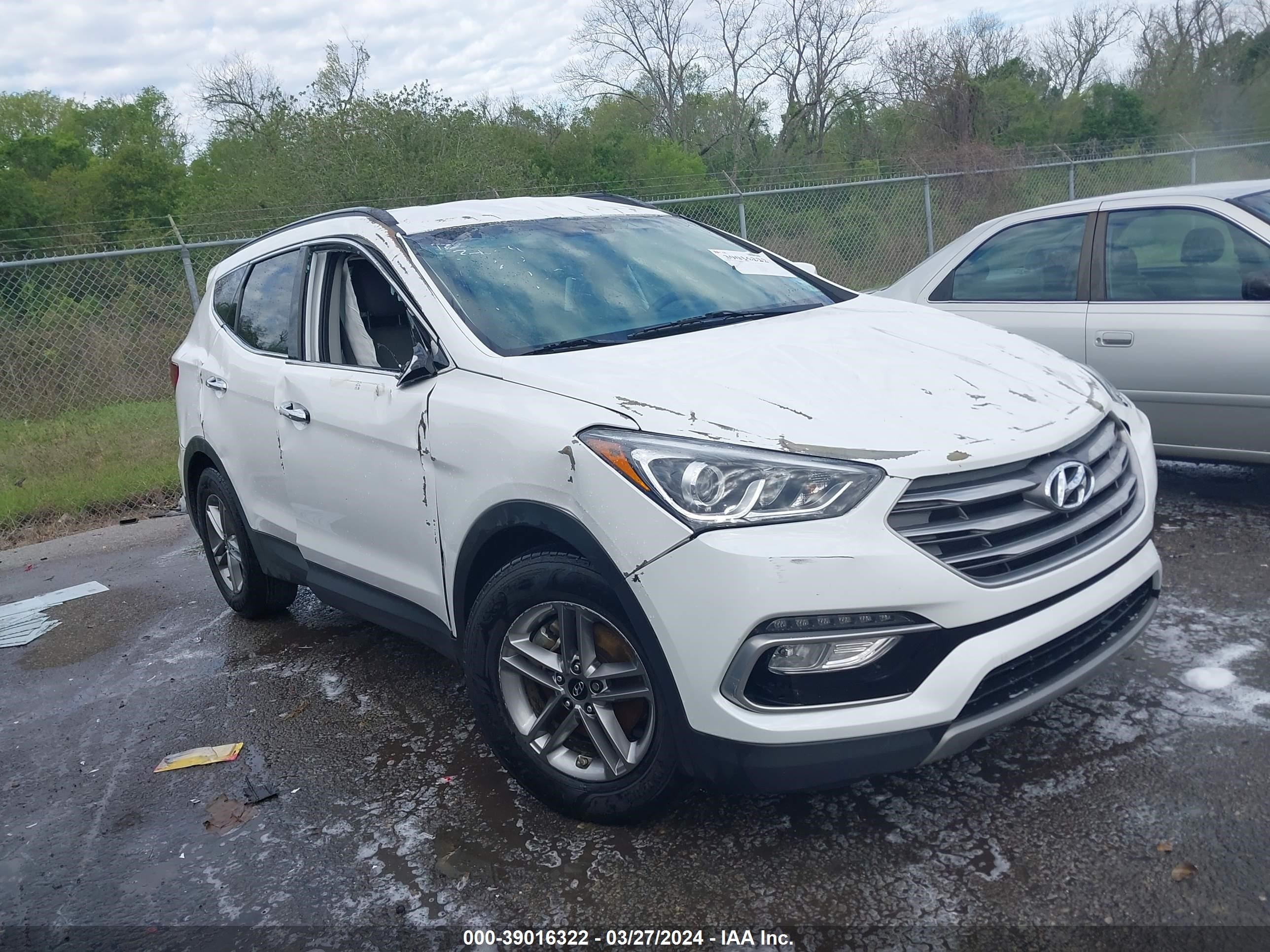 hyundai santa fe 2017 5nmzu3lb2hh003732