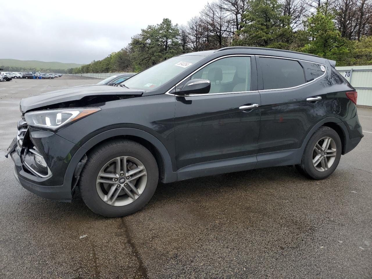 hyundai santa fe 2018 5nmzudlb3jh097597