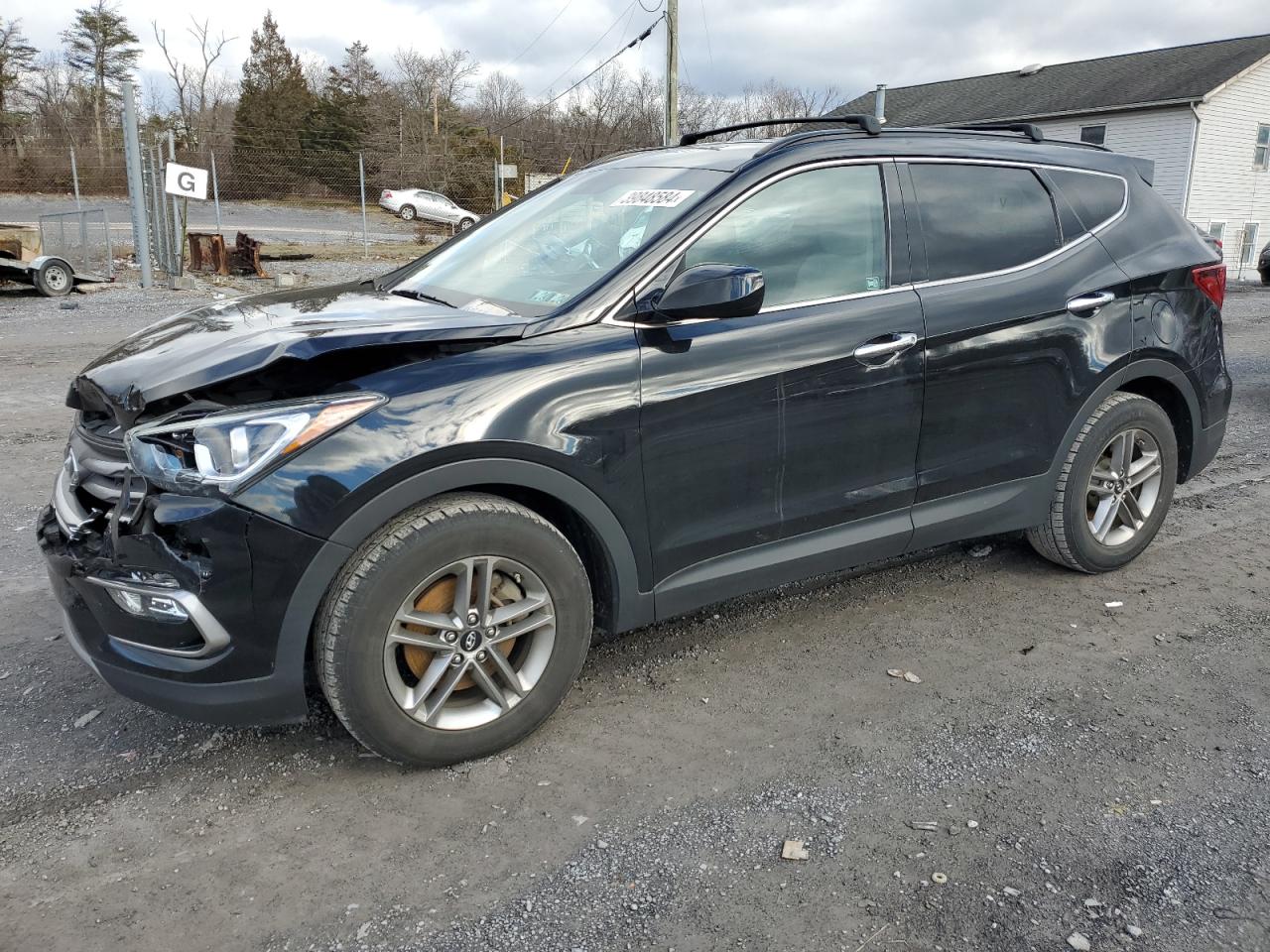 hyundai santa fe 2017 5nmzudlb4hh001485