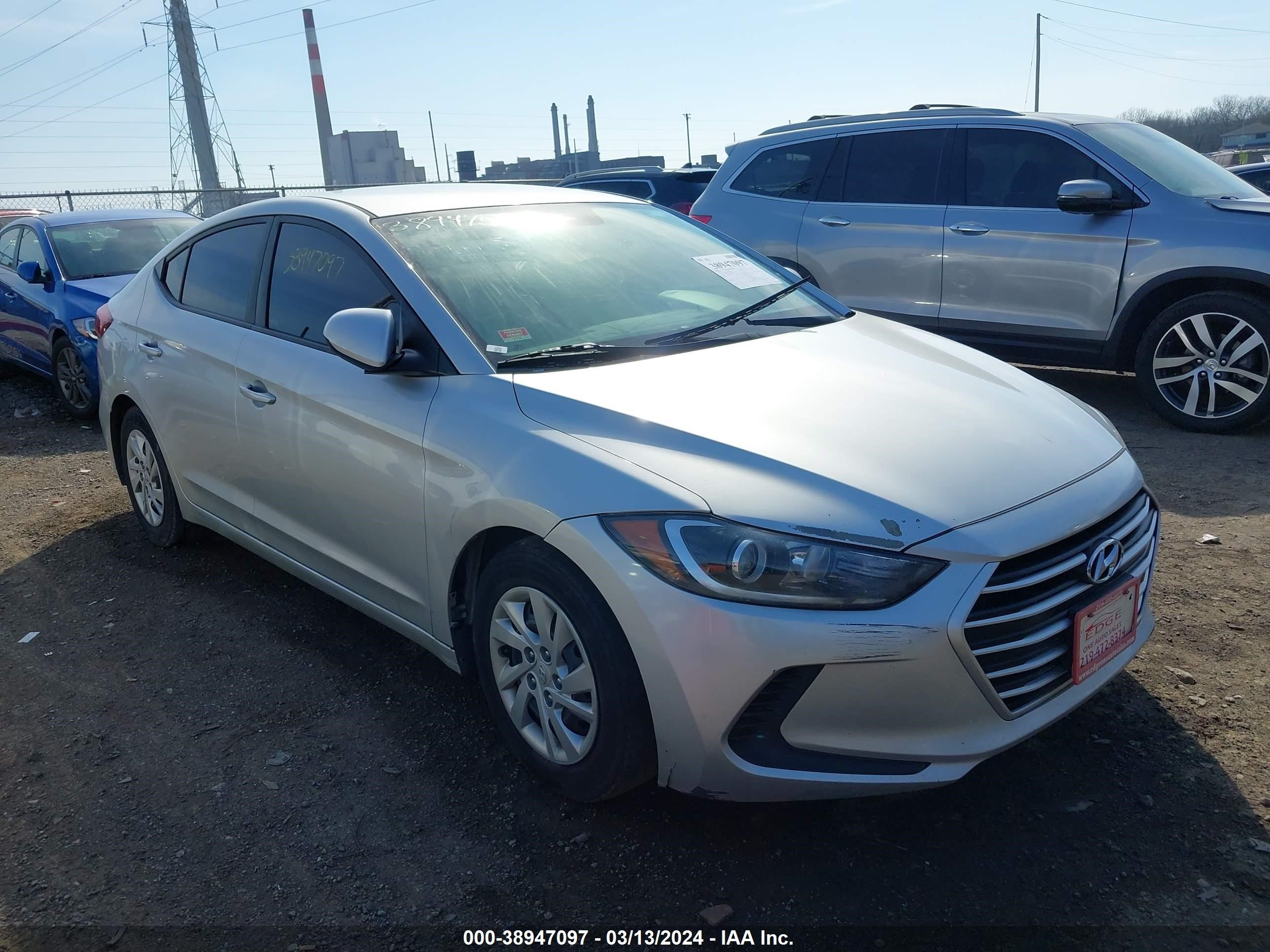 hyundai elantra 2017 5npd74lf0hh193348