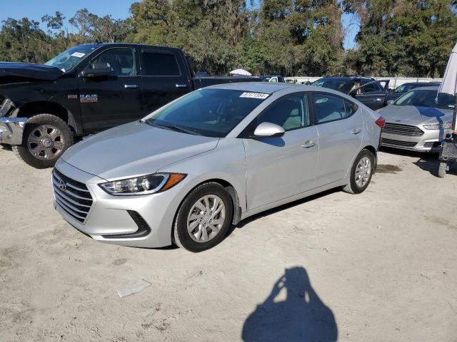 hyundai elantra se 2018 5npd74lf1jh294808