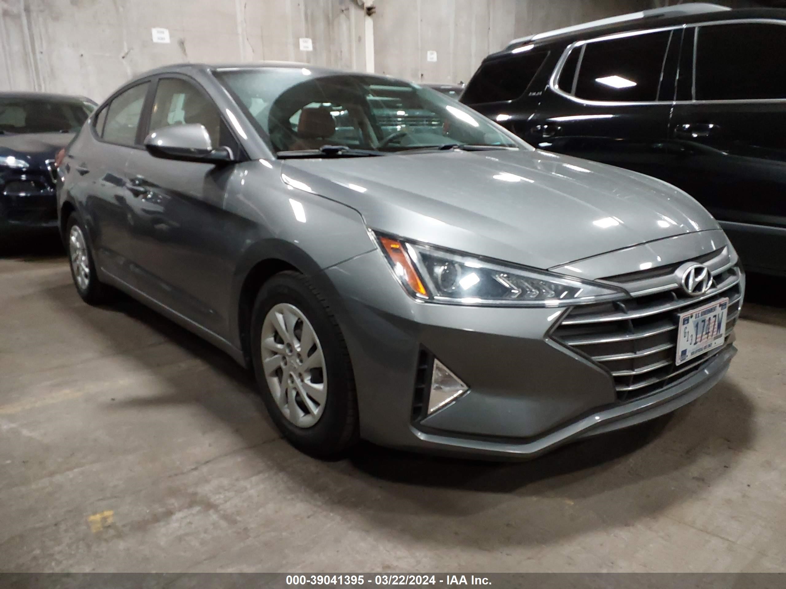 hyundai elantra 2019 5npd74lf1kh497067