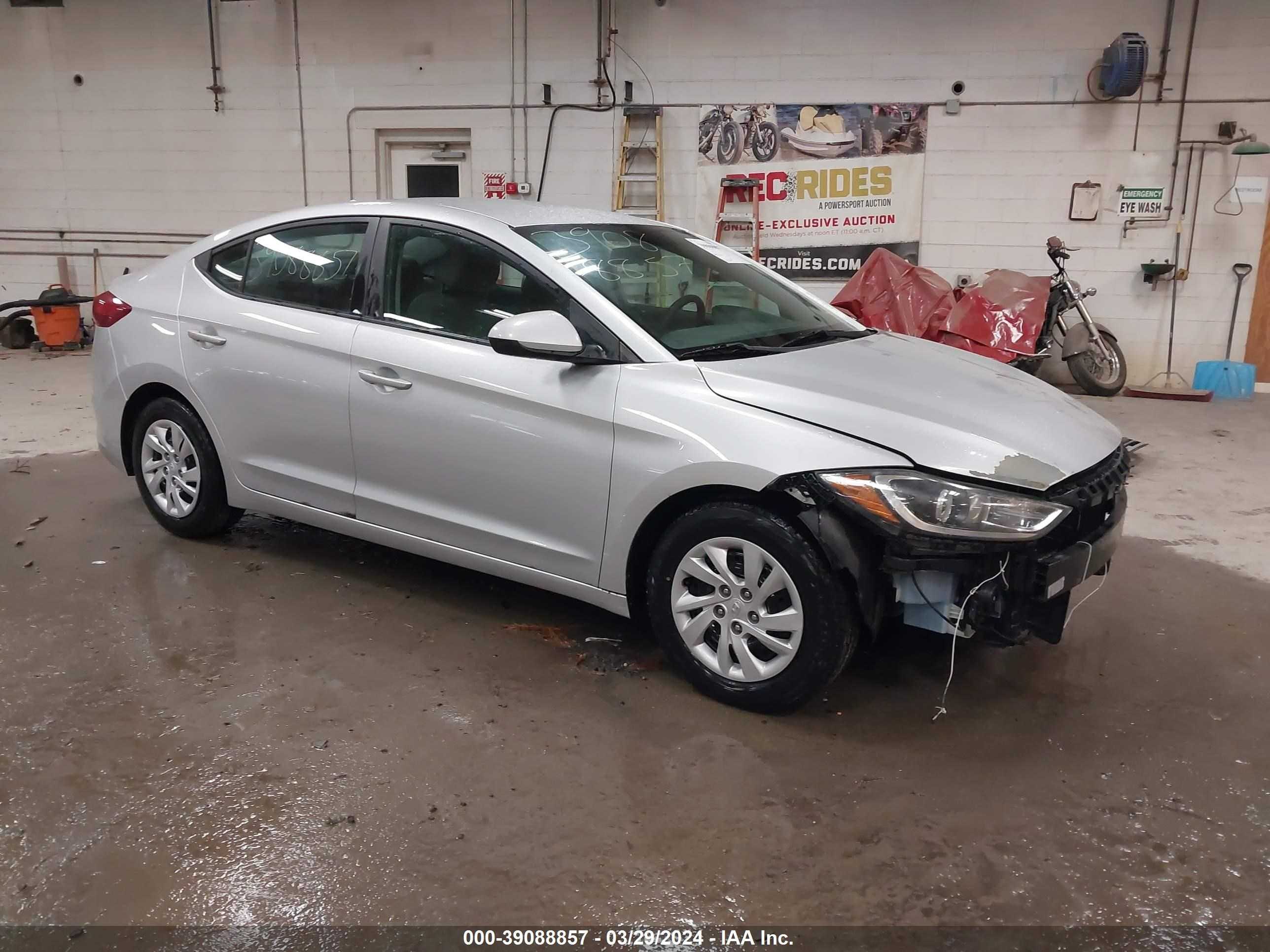 hyundai elantra 2017 5npd74lf2hh141588