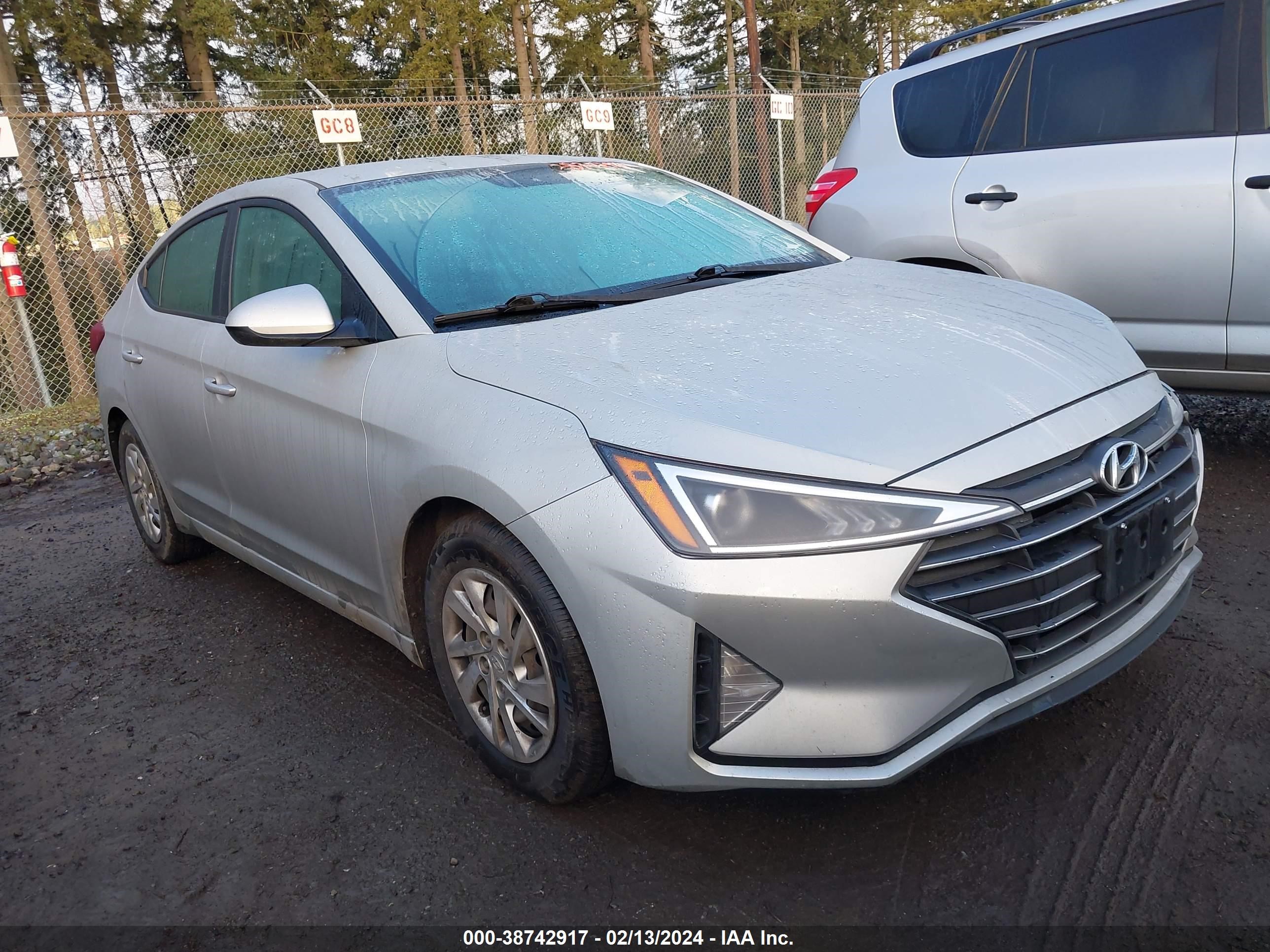 hyundai elantra 2019 5npd74lf4kh452141