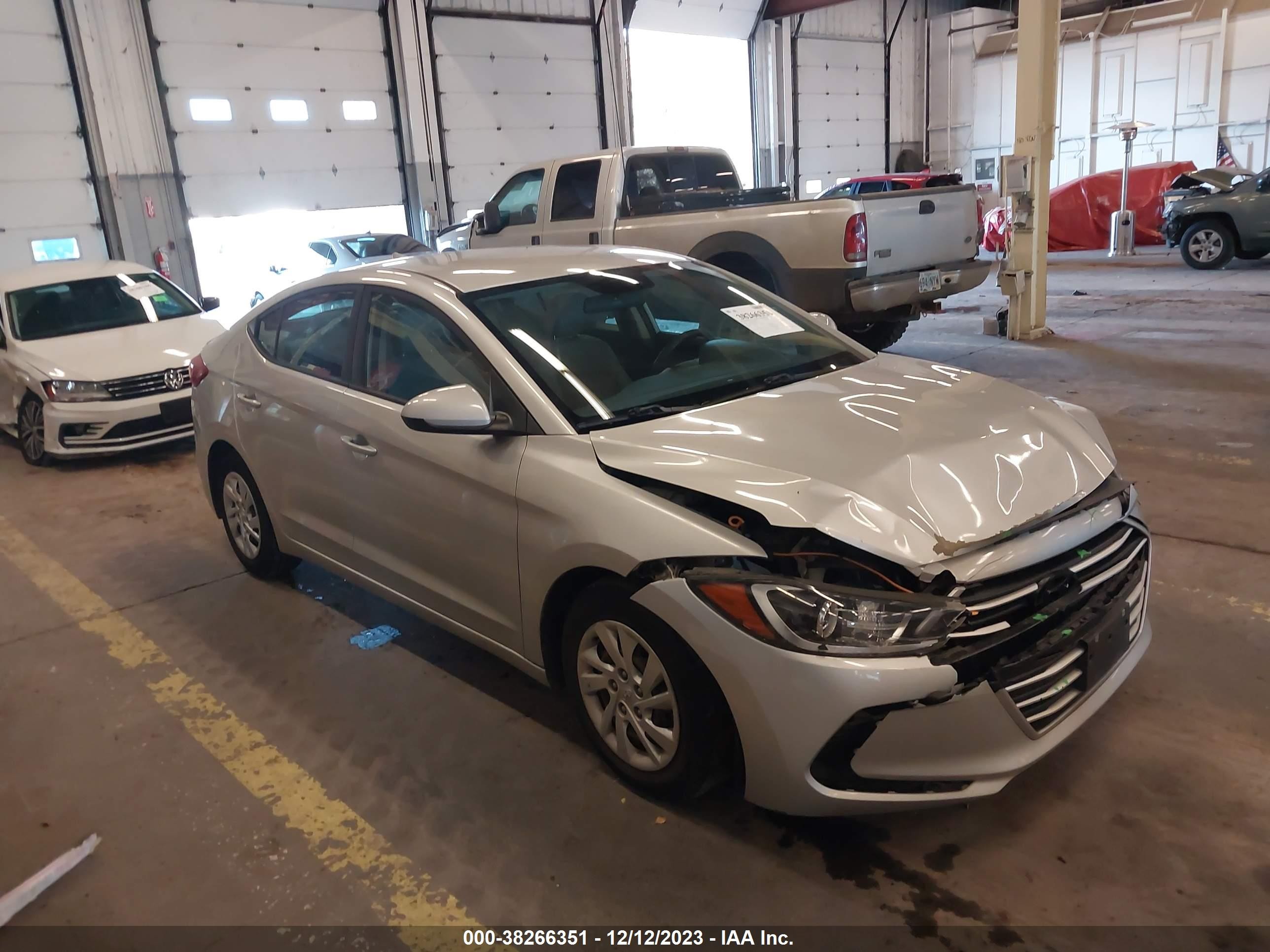 hyundai elantra 2017 5npd74lf7hh067312