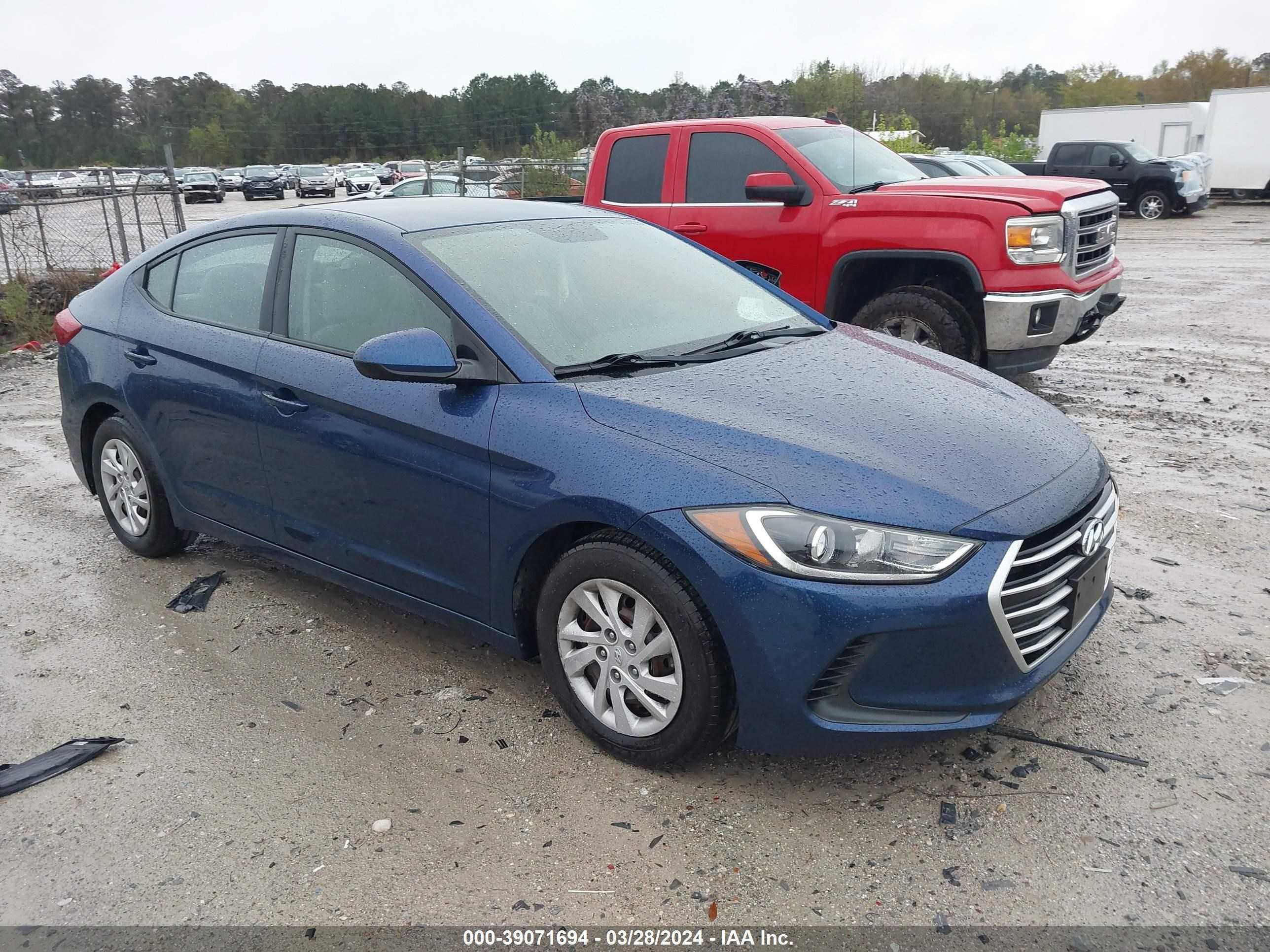 hyundai elantra 2017 5npd74lf7hh182735