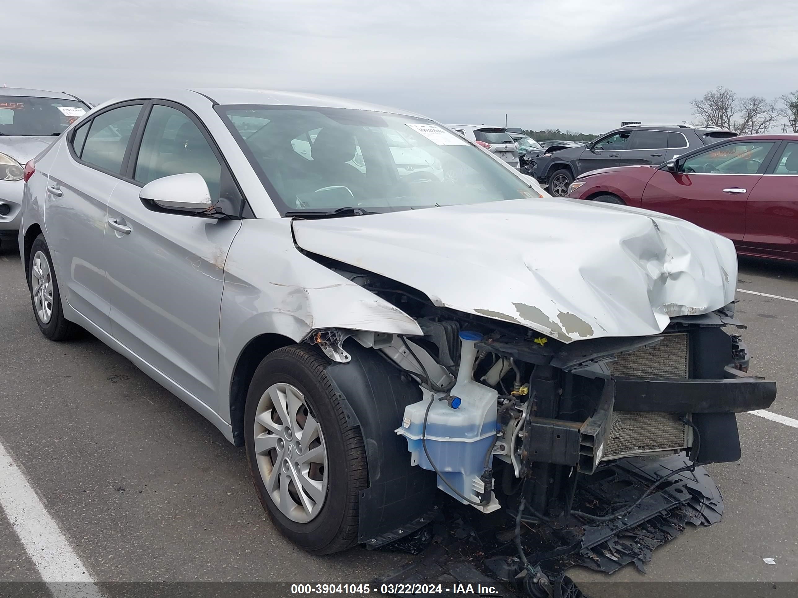 hyundai elantra 2017 5npd74lf8hh111690