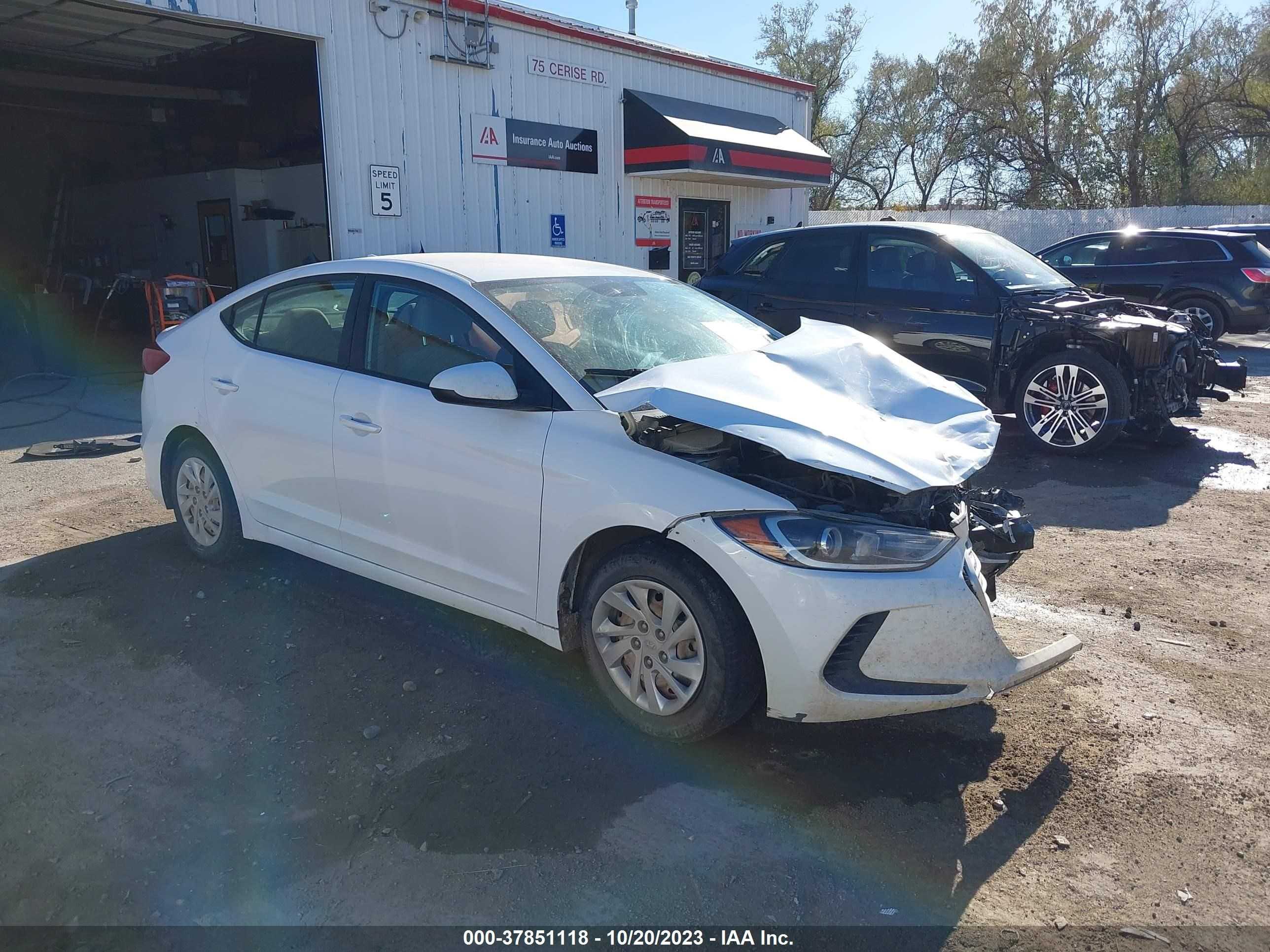 hyundai elantra 2017 5npd74lfxhh083939