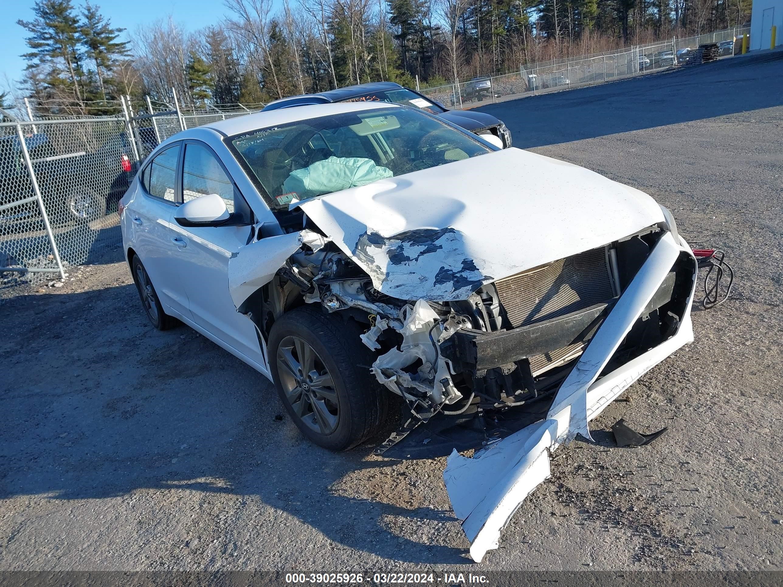 hyundai elantra 2018 5npd84lf0jh384948