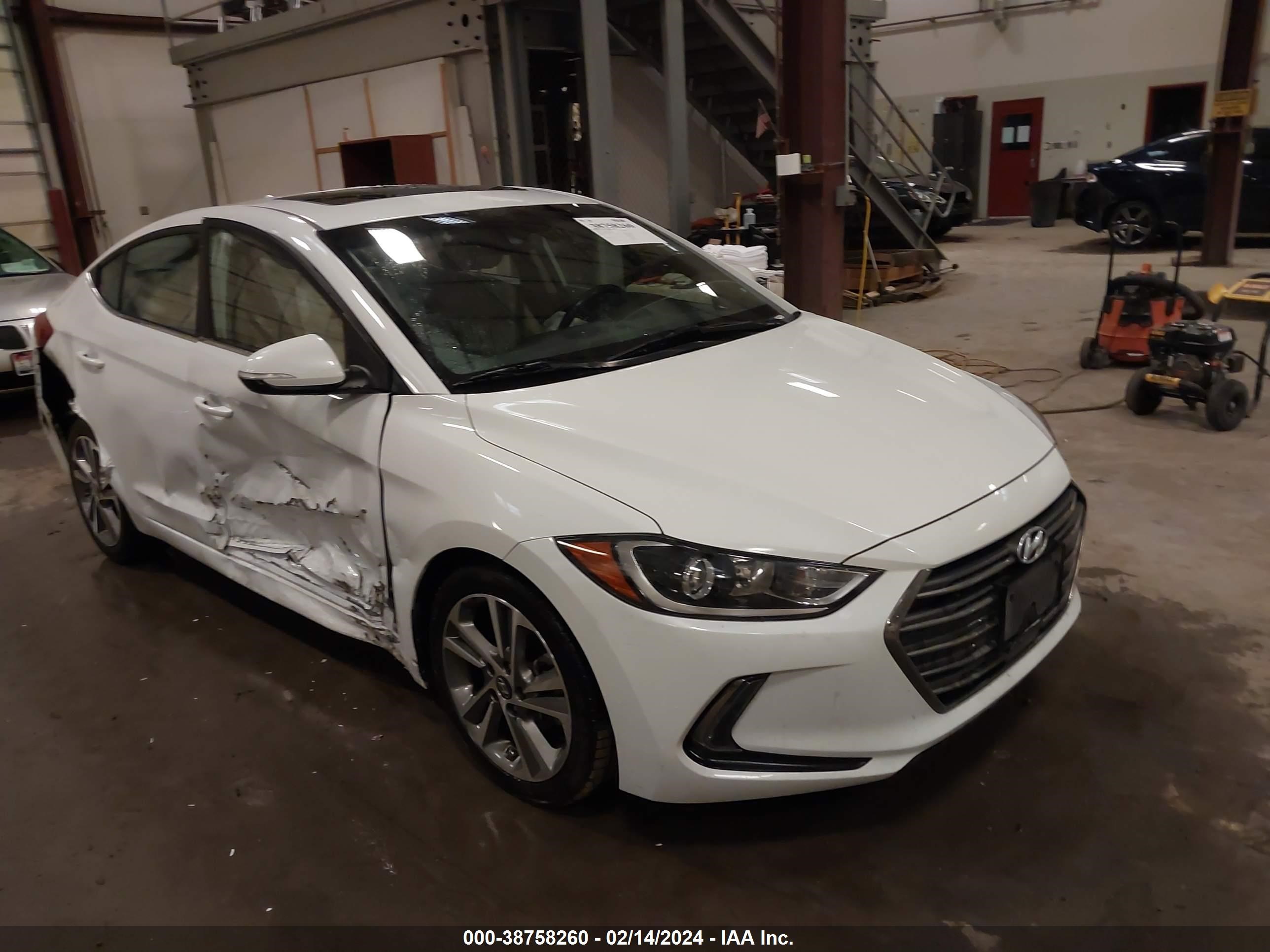 hyundai elantra 2018 5npd84lf2jh290084