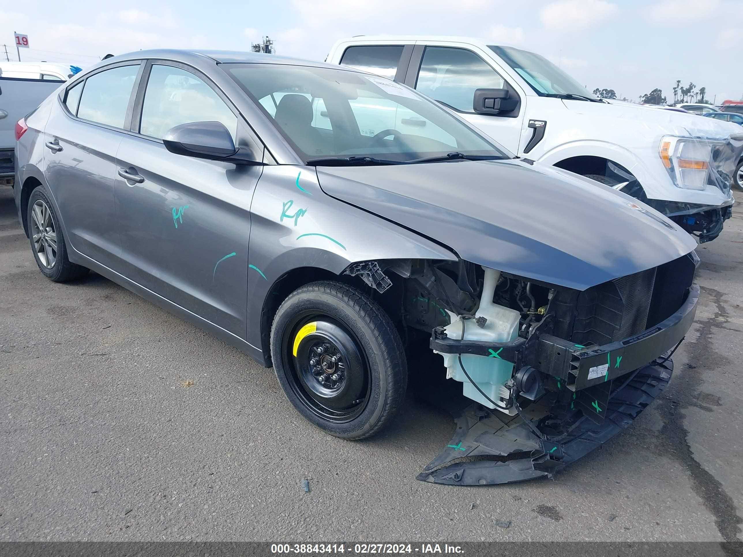 hyundai elantra 2018 5npd84lf3jh294418