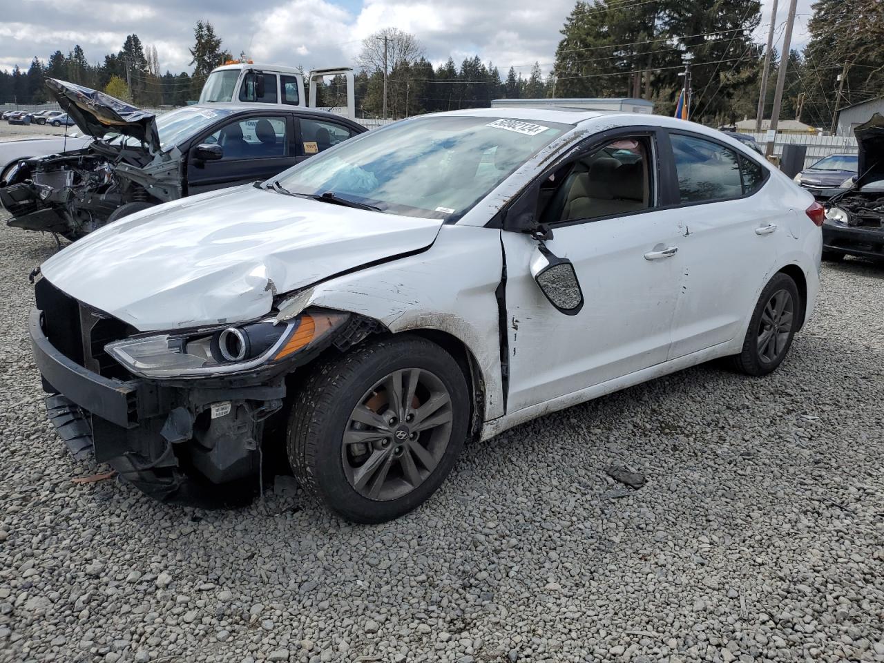 hyundai elantra 2018 5npd84lf6jh315133