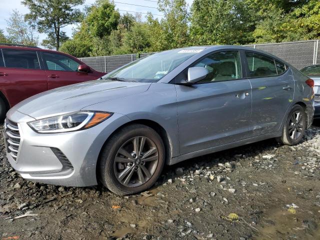 hyundai elantra se 2017 5npd84lf7hh161137