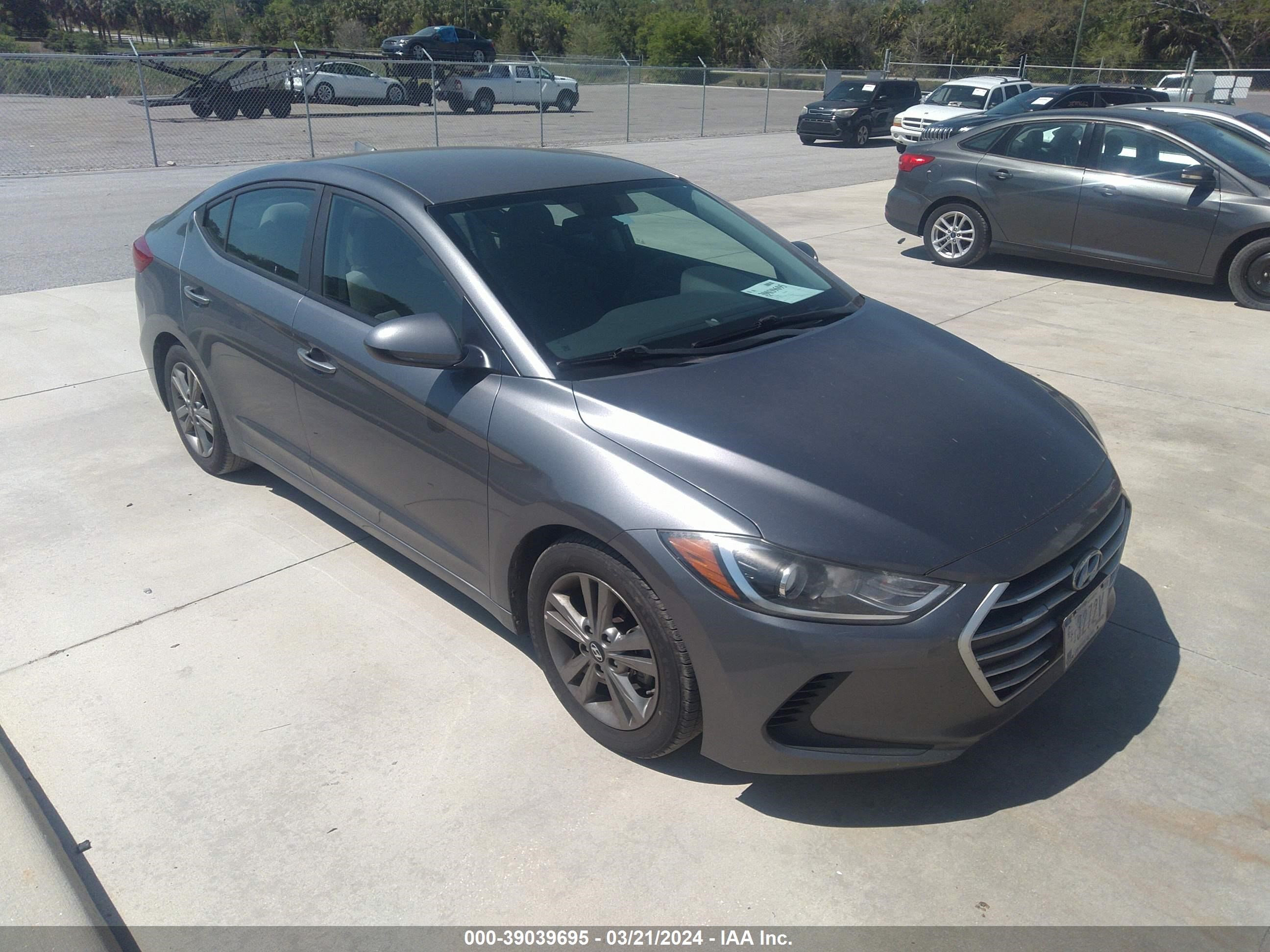 hyundai elantra 2018 5npd84lf7jh381383