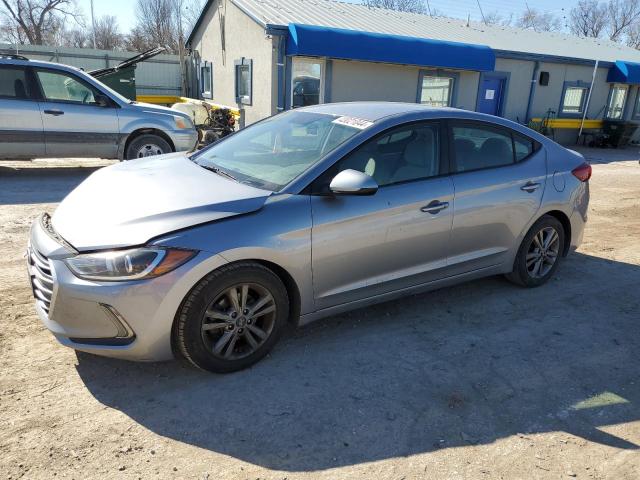 hyundai elantra 2017 5npd84lf8hh043419