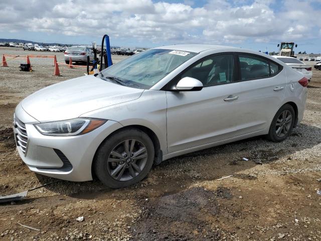 hyundai elantra se 2018 5npd84lf8jh232366