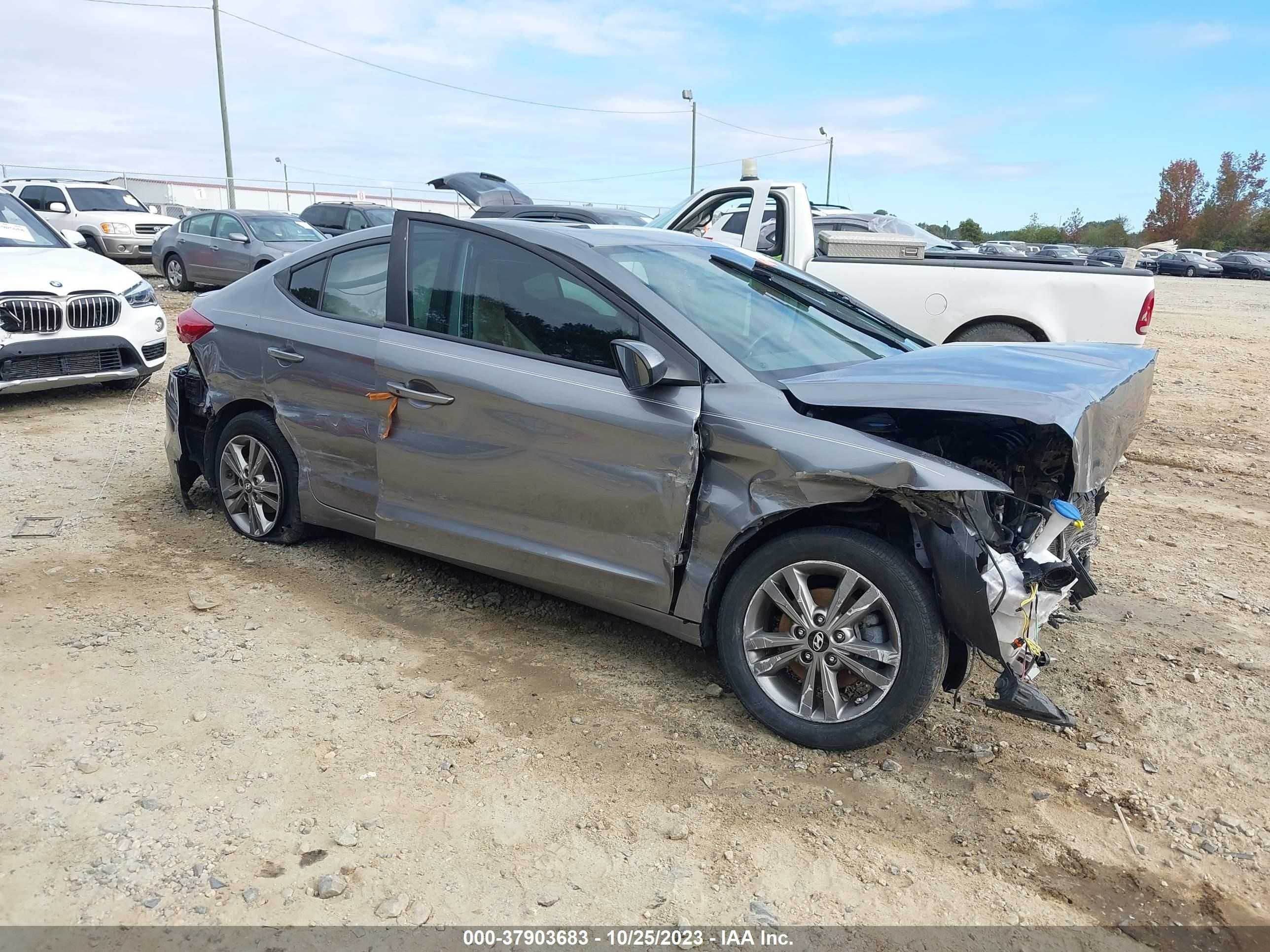 hyundai elantra 2018 5npd84lf9jh294620