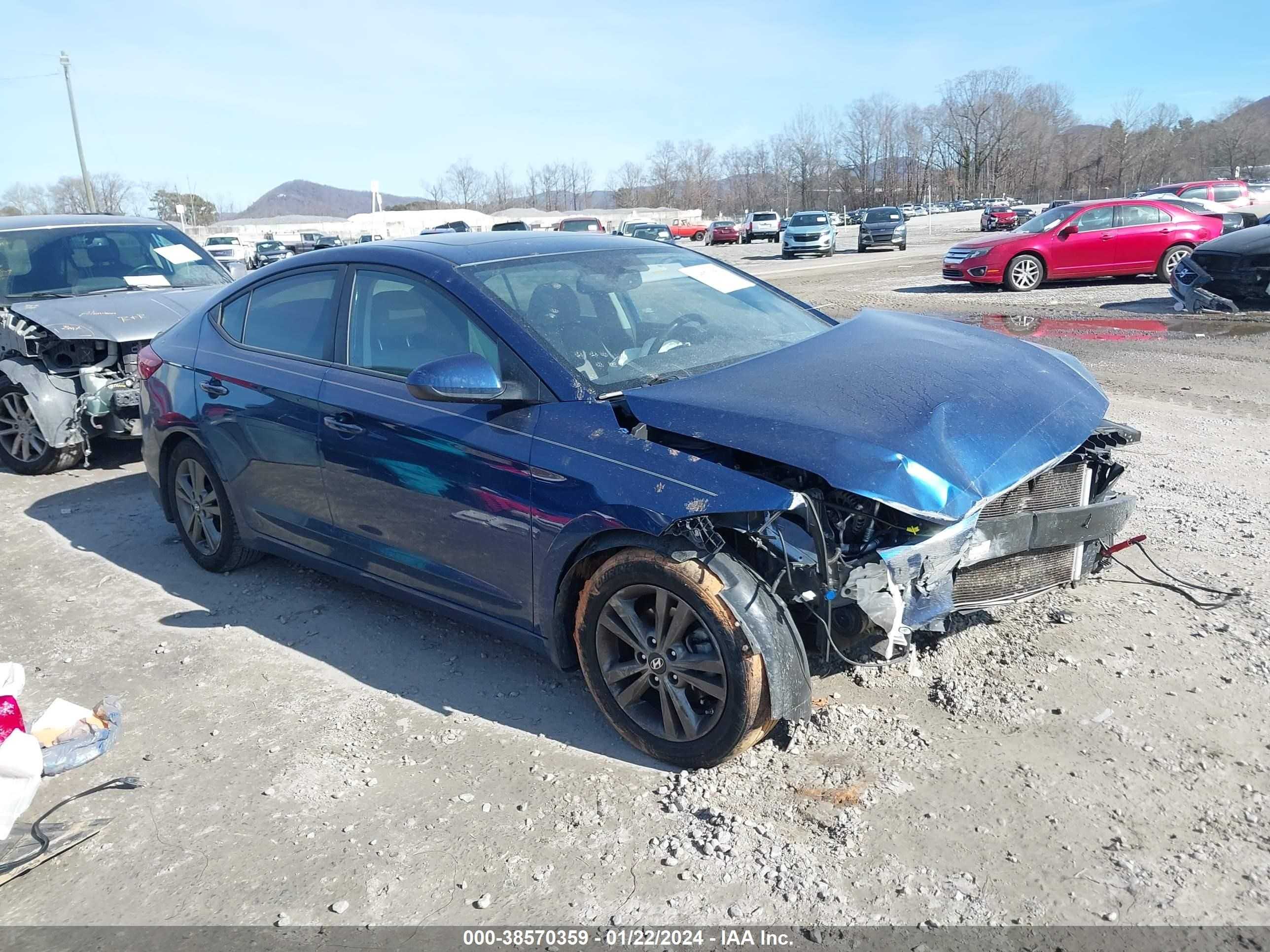 hyundai elantra 2018 5npd84lf9jh360745