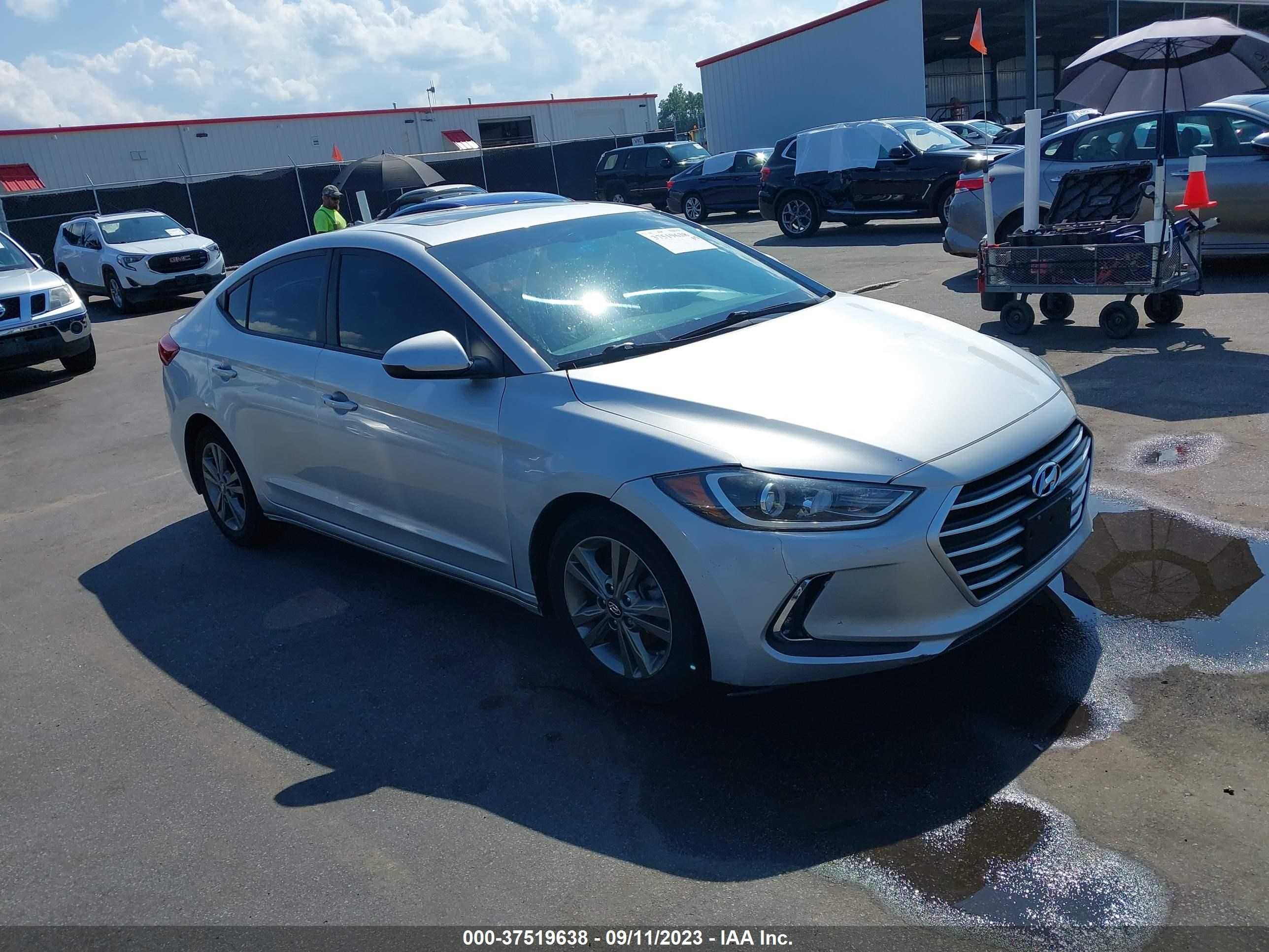 hyundai elantra 2018 5npd84lfxjh276160