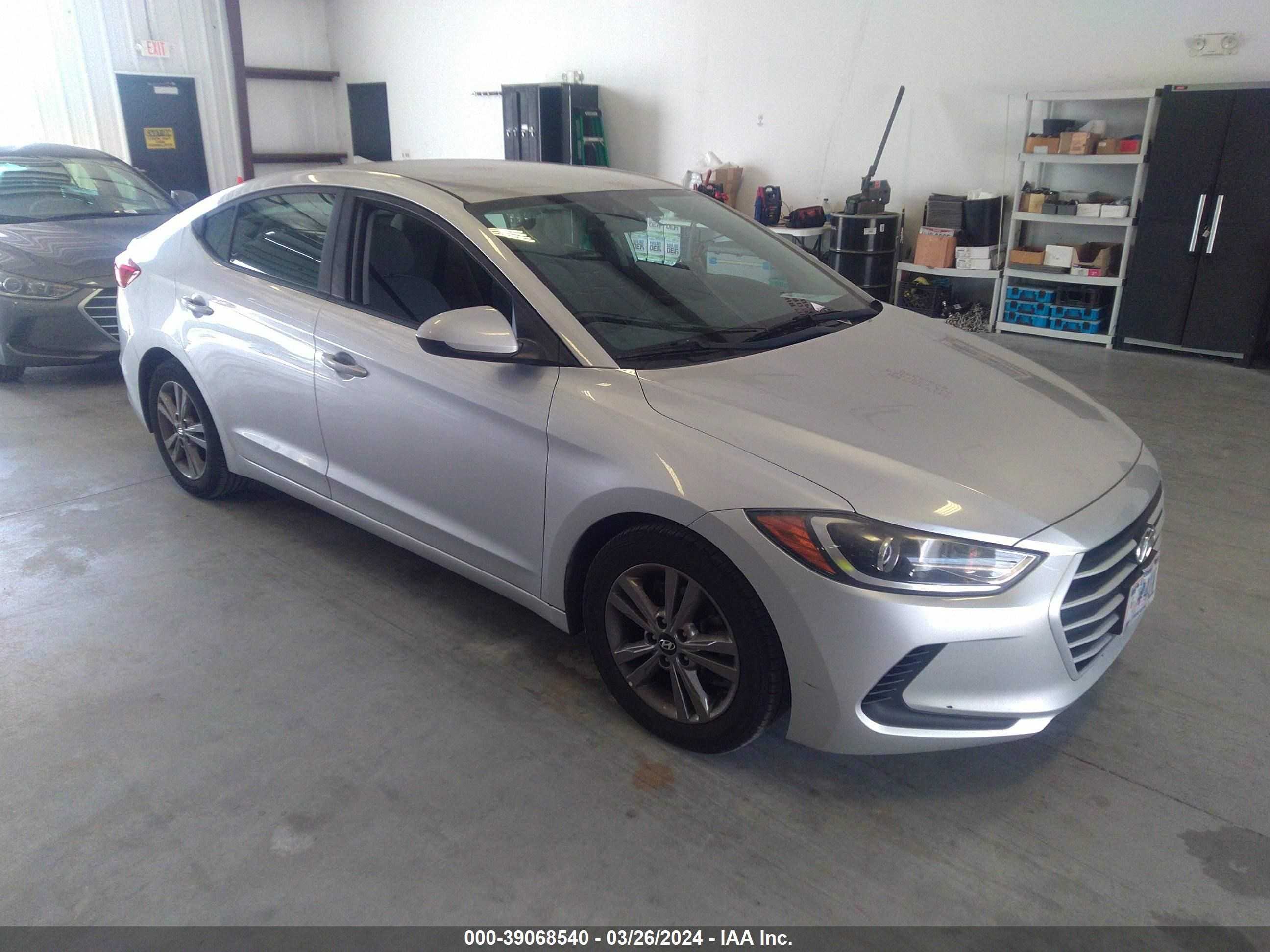 hyundai elantra 2018 5npd84lfxjh383144