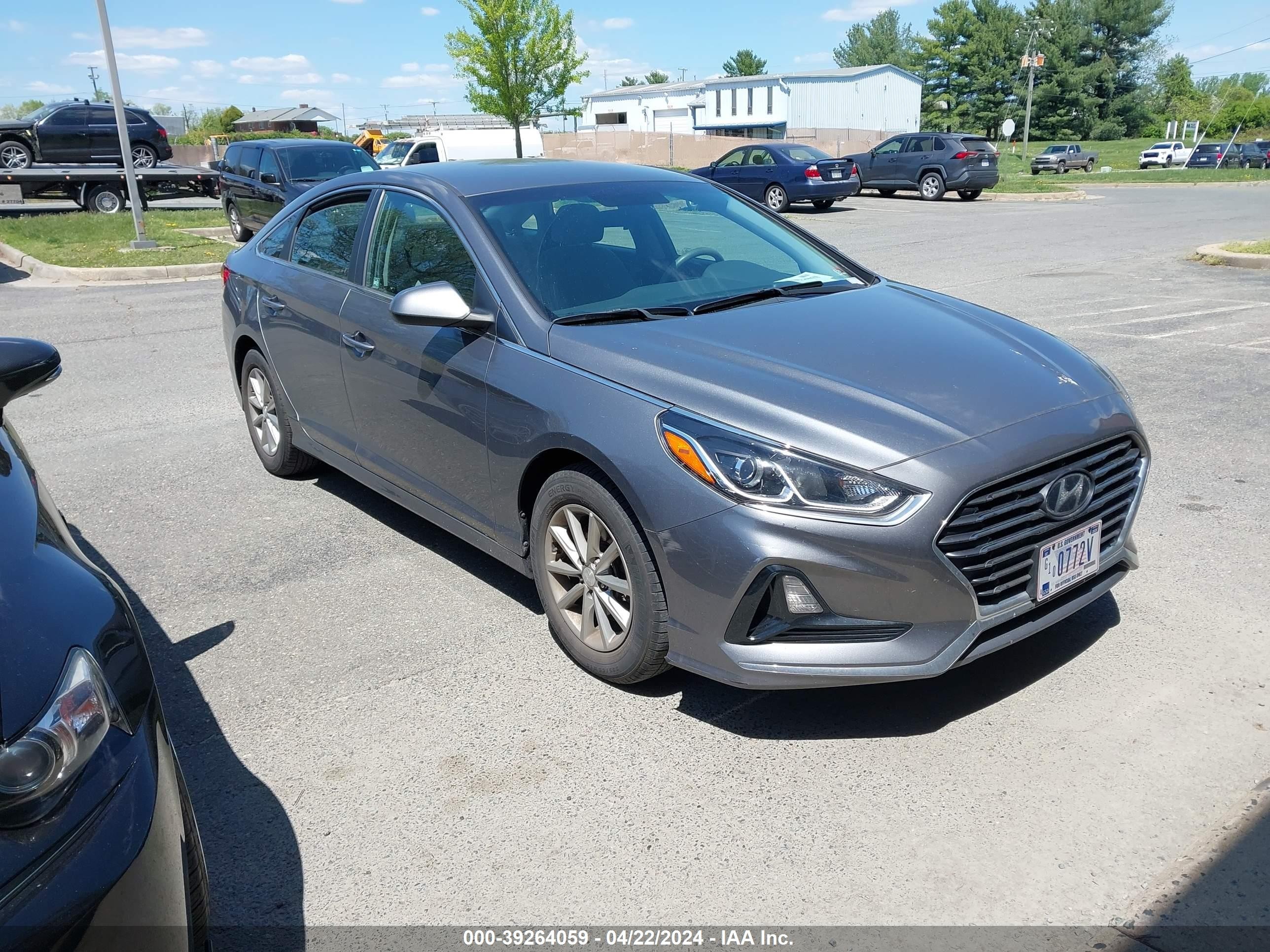 hyundai sonata 2018 5npe24aa3jh679944