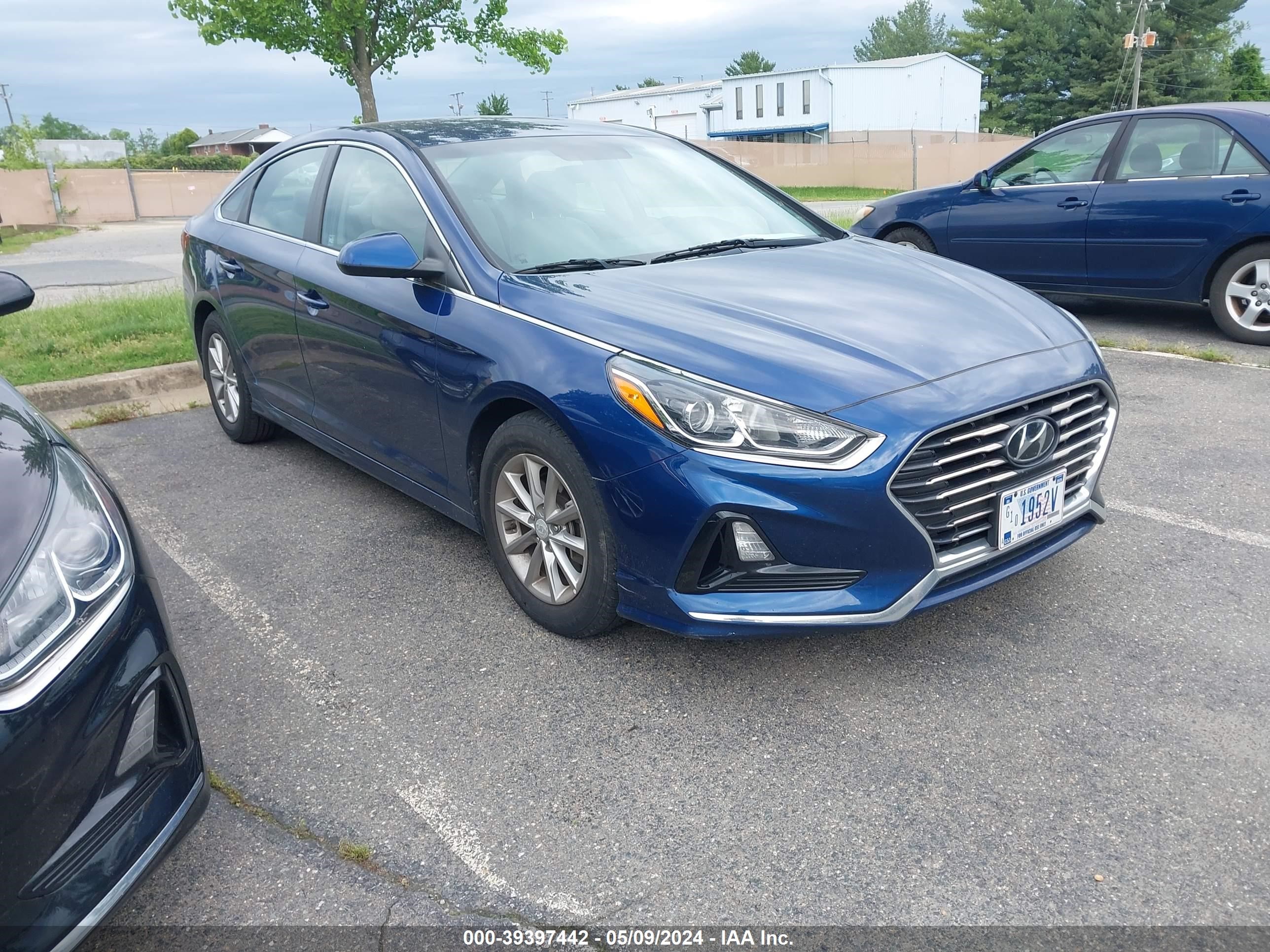 hyundai sonata 2018 5npe24aa5jh705203