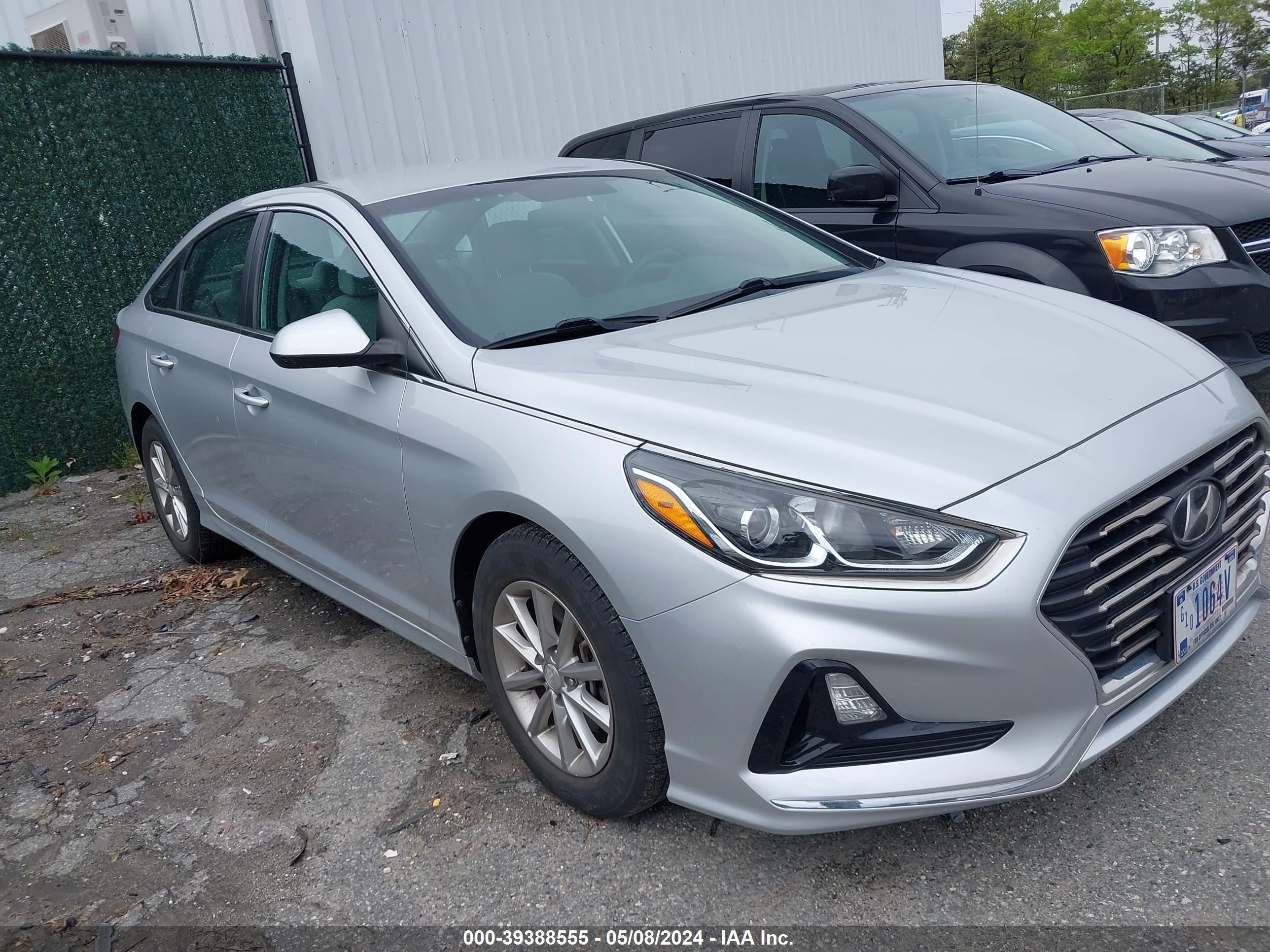 hyundai sonata 2018 5npe24aa9jh685067