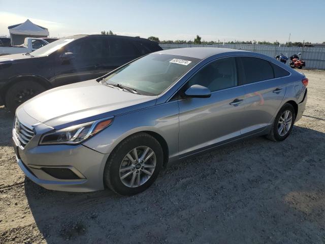 hyundai sonata 2017 5npe24af0hh576082