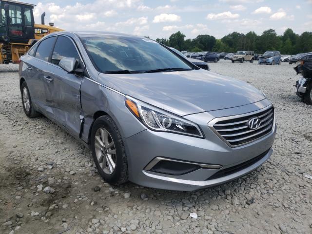 hyundai  2017 5npe24af0hh578737