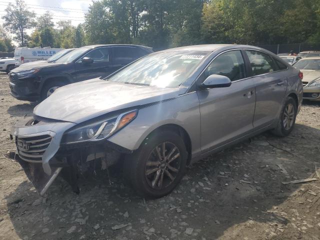 hyundai sonata se 2015 5npe24af1fh079667