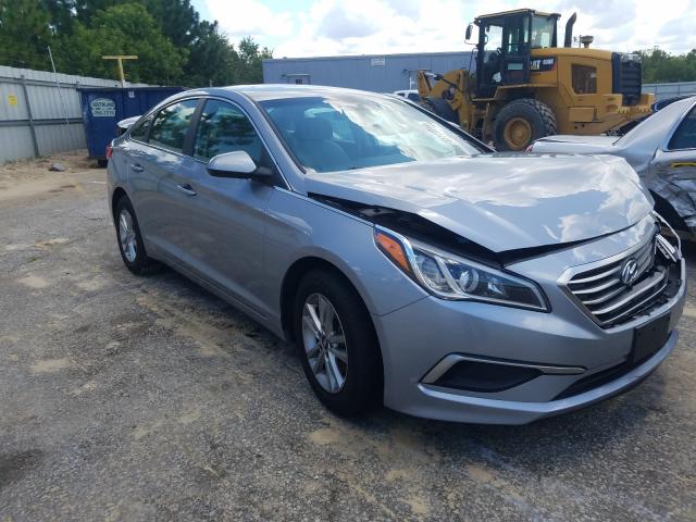 hyundai sonata se 2017 5npe24af2hh587648