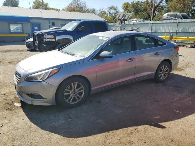 hyundai sonata se 2015 5npe24af7fh007811