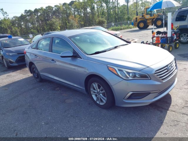 hyundai sonata 2017 5npe24af7hh535934