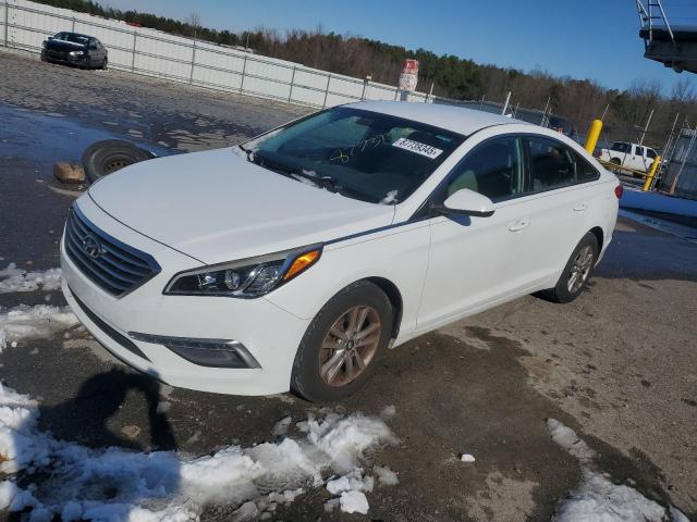 hyundai sonata se 2015 5npe24af8fh243237