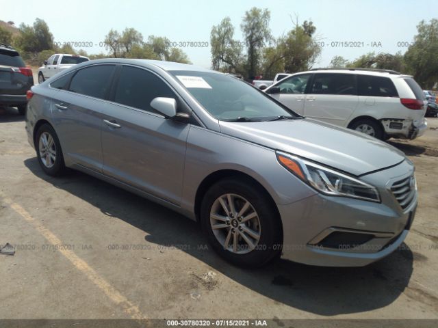 hyundai sonata 2017 5npe24af9hh497994