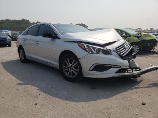 hyundai sonata se 2017 5npe24af9hh574458