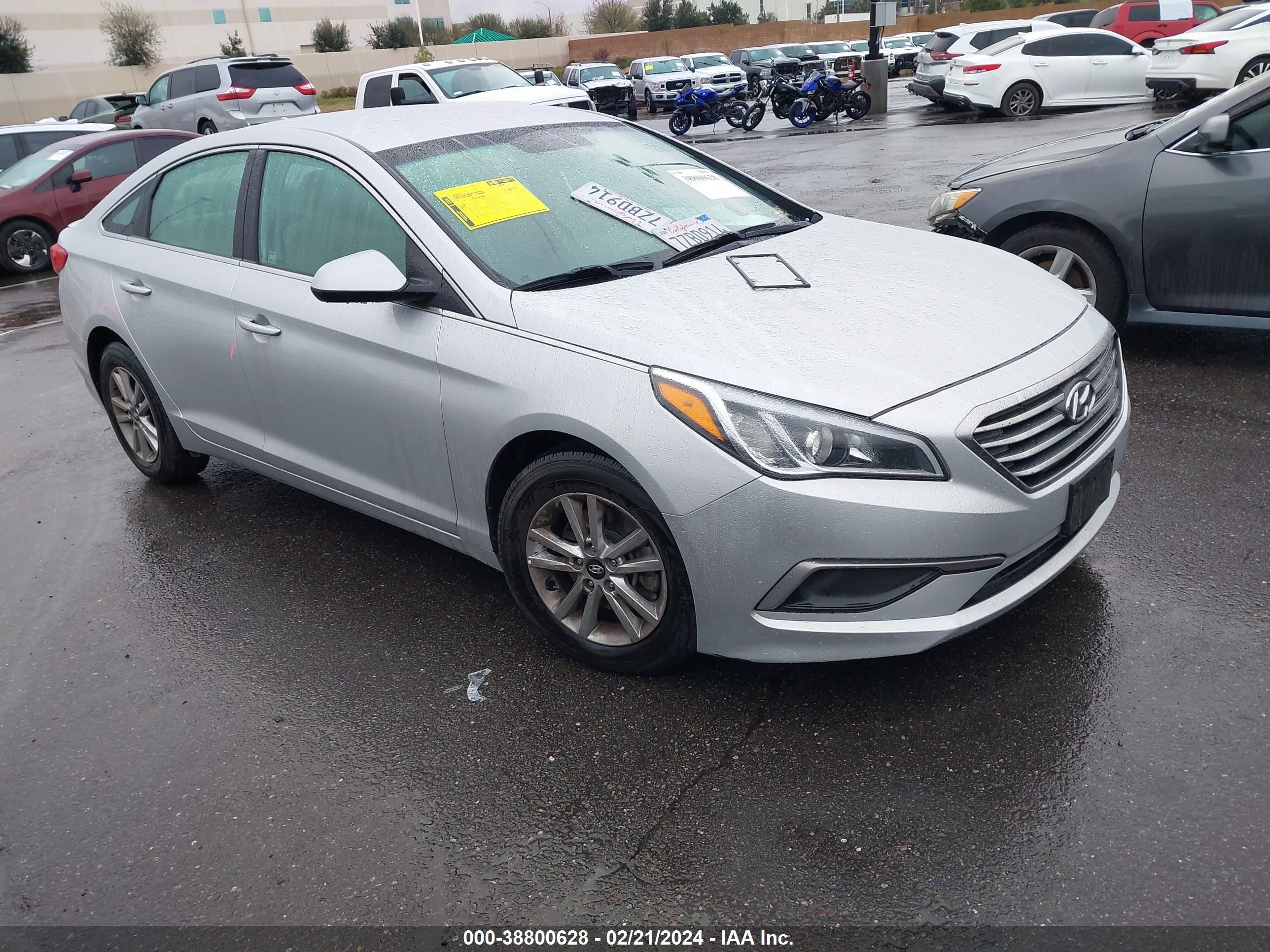 hyundai sonata 2017 5npe24af9hh585959