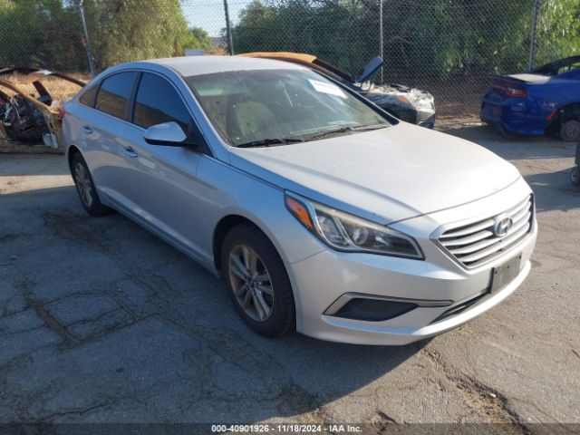 hyundai sonata 2017 5npe24afxhh468519