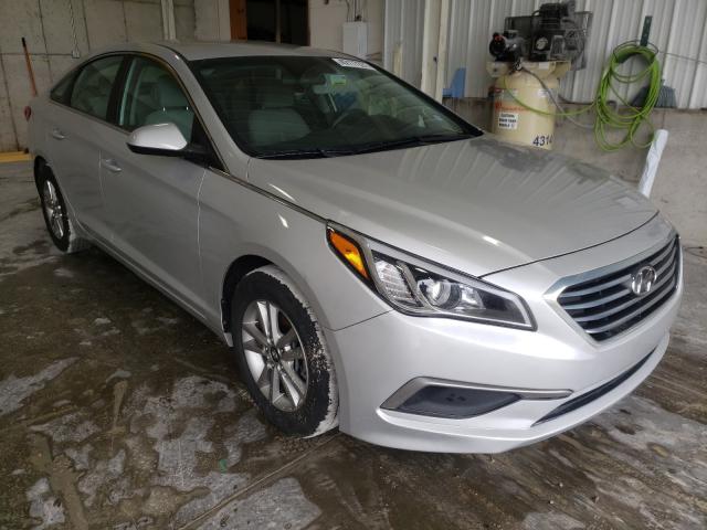 hyundai sonata se 2017 5npe24afxhh517542