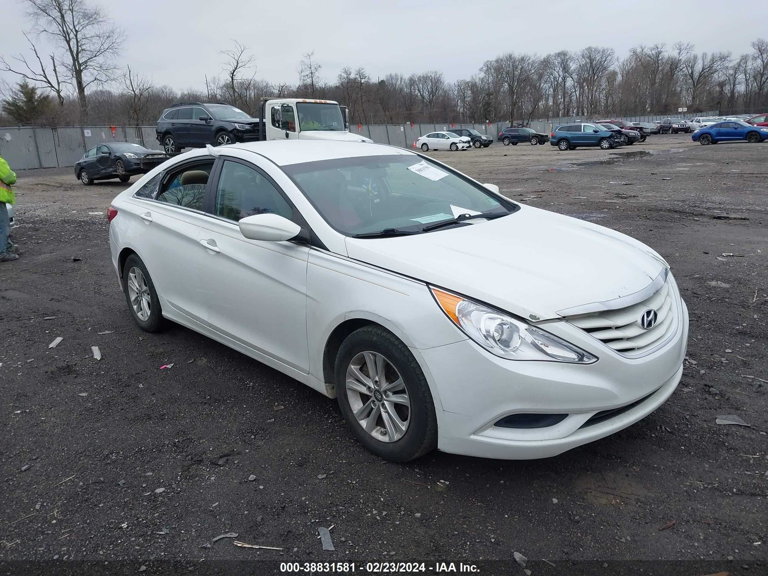 hyundai sonata 2013 5npeb4ac3dh646464