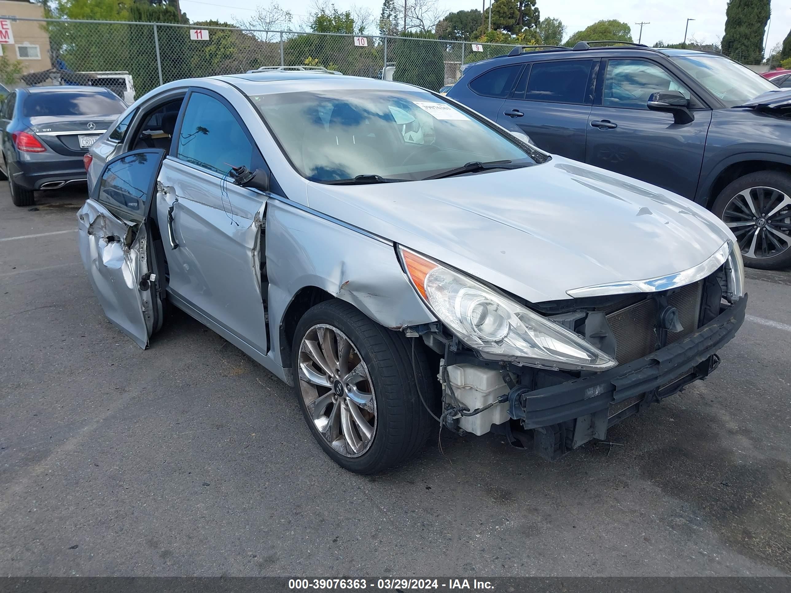 hyundai sonata 2011 5npec4acxbh273093