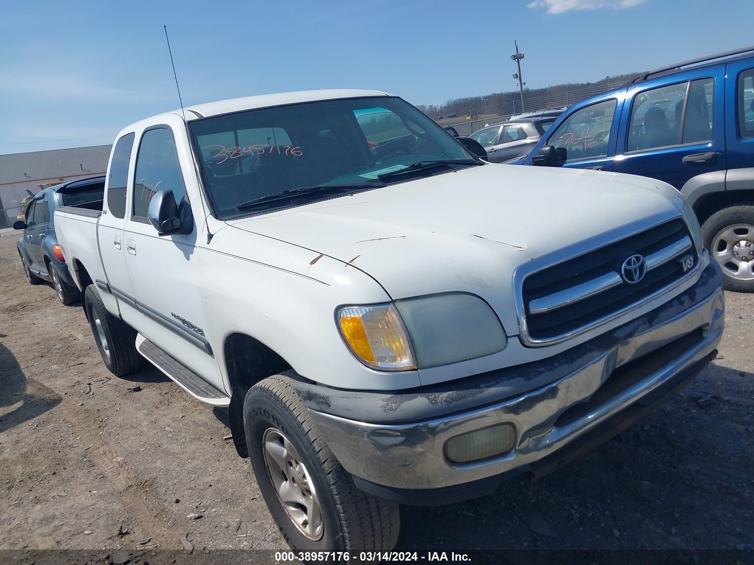 toyota tundra 2001 5tbbt44121s186609