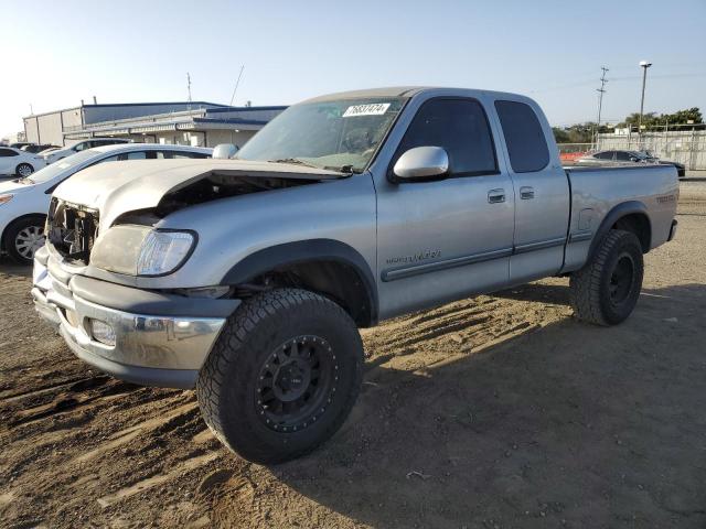 toyota tundra acc 2002 5tbbt44142s257214